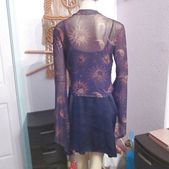 Cosmic Sheer Mesh Sun & Moon Skull Crop Top Size M Celestial Goth Witchy Emo Y2K - Picture 8 of 11